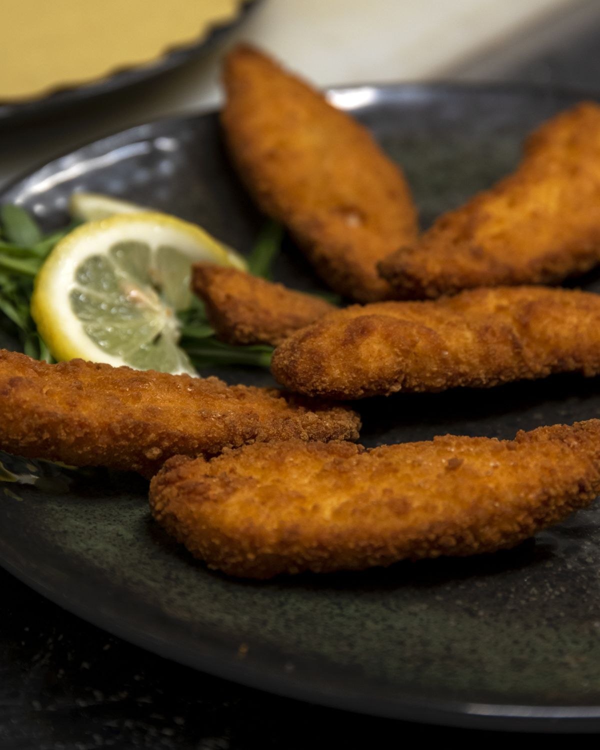 Cotoletta di pollo con limone